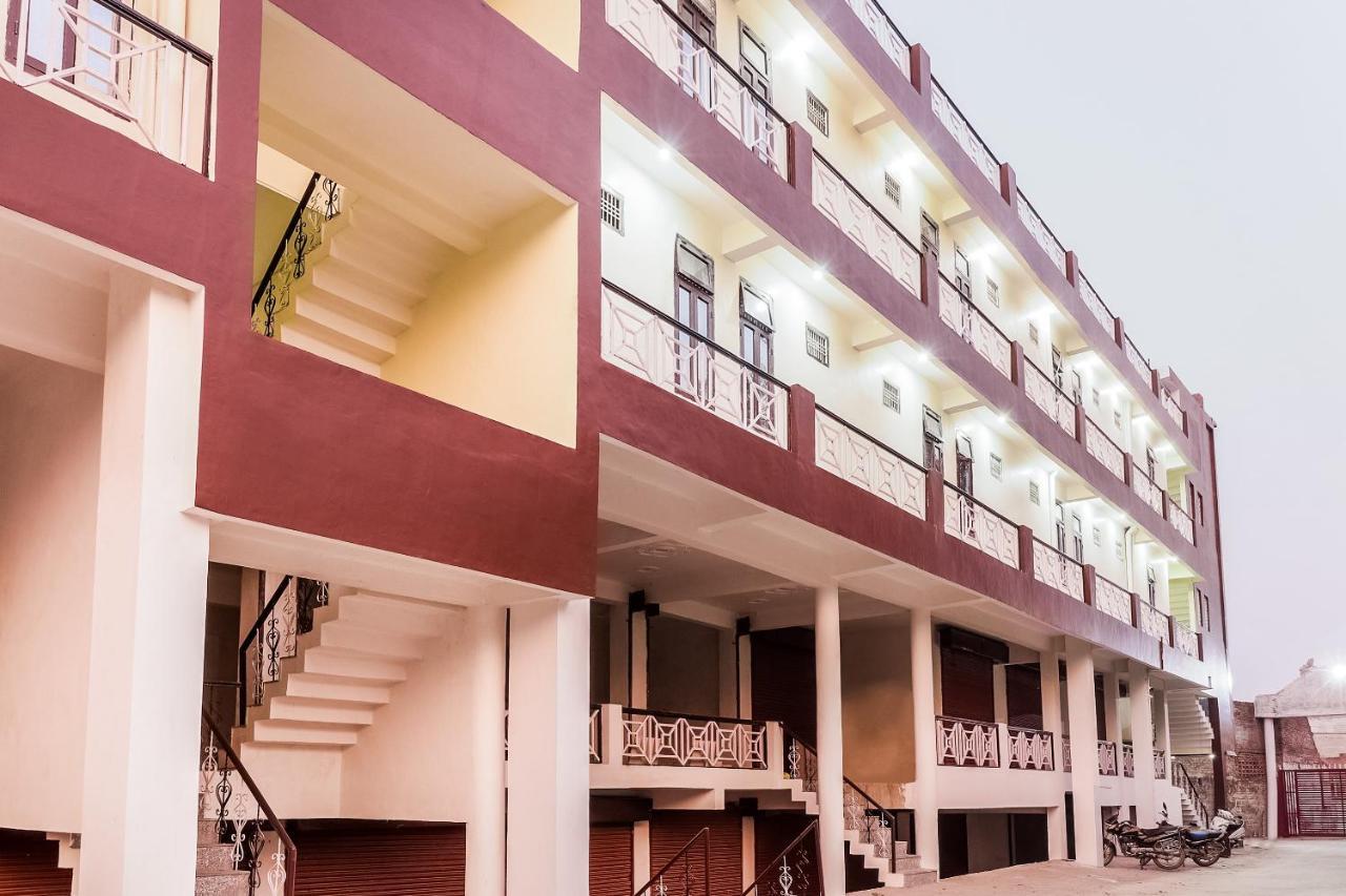 Spot On 63000 Hotel S.S. Plaza Banthra Sikandarpur Экстерьер фото