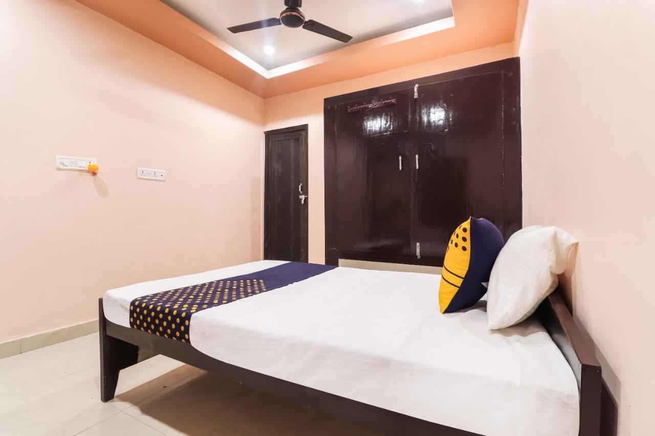 Spot On 63000 Hotel S.S. Plaza Banthra Sikandarpur Экстерьер фото